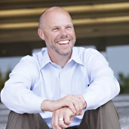 Ryan Riley headshot